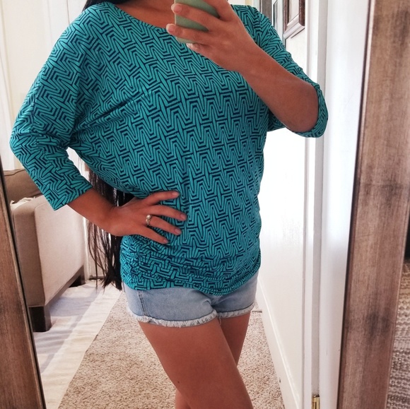 41 Hawthorn Tops - Hold for Hanmohr  41 Hawthorn Dolman Top